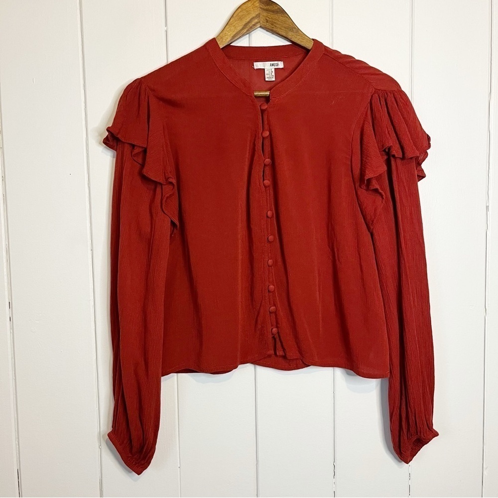 Amuse Society Rust Button Down Blouse with Ruffled Cap Sleeves. Size Small.